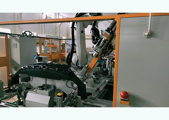 Soldadora de perforación del robot flexible y ultrasónica para el tope plástico del coche