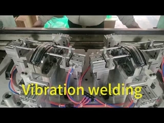 ¡No creerás cómo se soldan las luces de los coches sin pegamento!